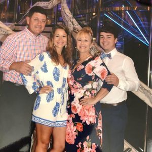 Meet your Posher, Dondra